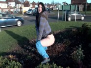 Beauty Lucia Love pissing outdoors
