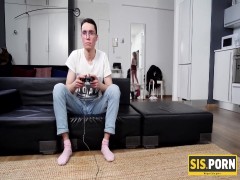 SIS.PORN. Modest fellow permits curious stepsis to touch his joystick | PORR.XXX