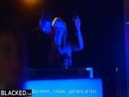 BLACKED BBC-hungry Blonde fucks DJ at her house party | PORR.XXX