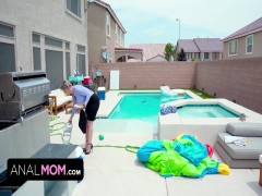 Slutty Milf Gets Into Private Property And Gets Her Big Phat Ass Nailed By Hippie Dude With Big Dick | Barbarianporno.com