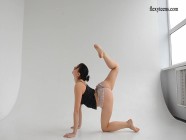 Dasha Lopuhova super sexy young gymnast