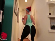 Big Booty Siri Pornstar Likes To Tease While Working Out!