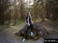 Horny brunette fucks her pussy with a wine bottle in the woods | PORR.XXX