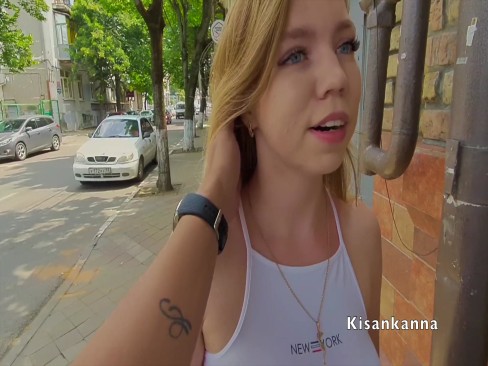 make risky public deepthroat in middle of the Park! Cum in throat | Freesex.se