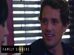FamilySinners - Whitney Wright Making Out With Her New Step Brother | Barbarianporno.com