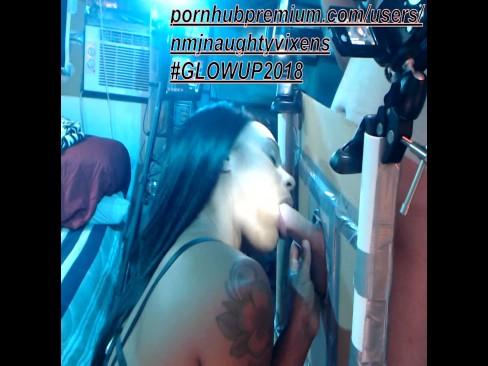Ebony maid comes by to give me gloryhole pleasure while she cleans my apt. | PorrHub.com
